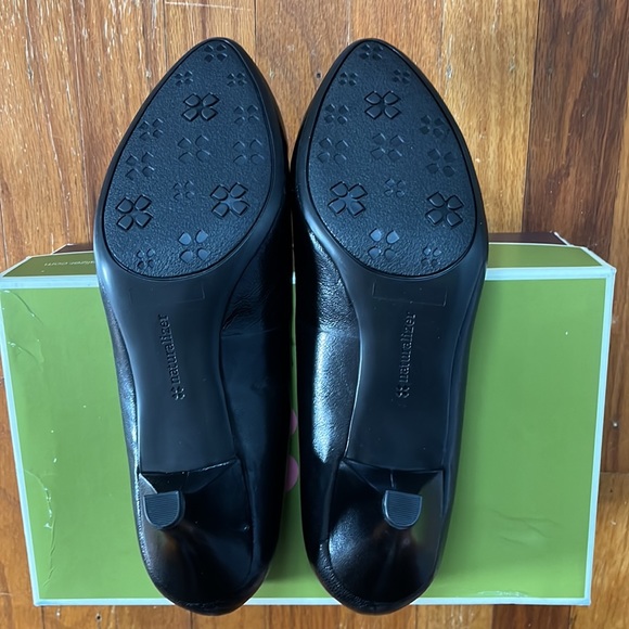 Black Heels Size 10W *** ALL OFFERS CONSIDERED*** - Picture 4 of 12